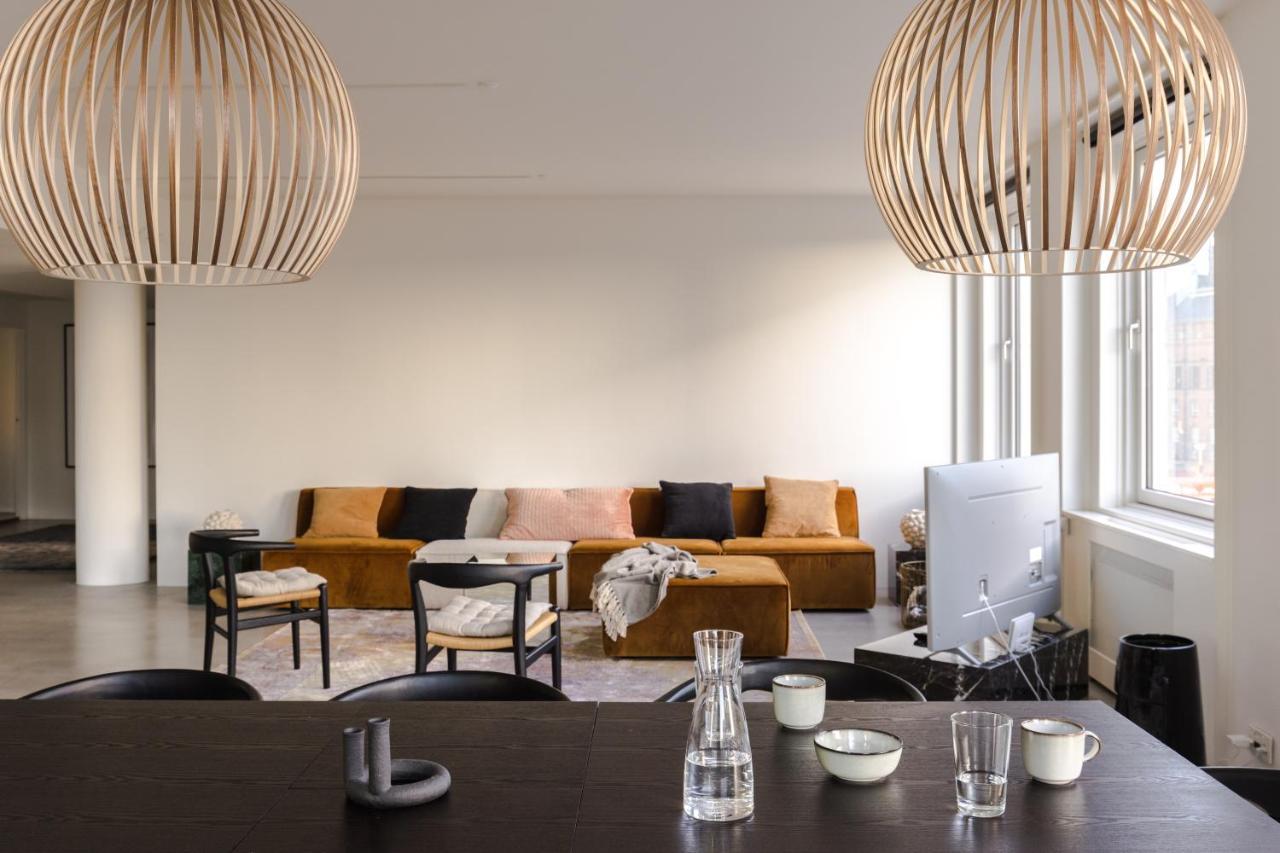 Next To Tivoli - Luxury Apt - Scandinavian Design * Kopenhagen